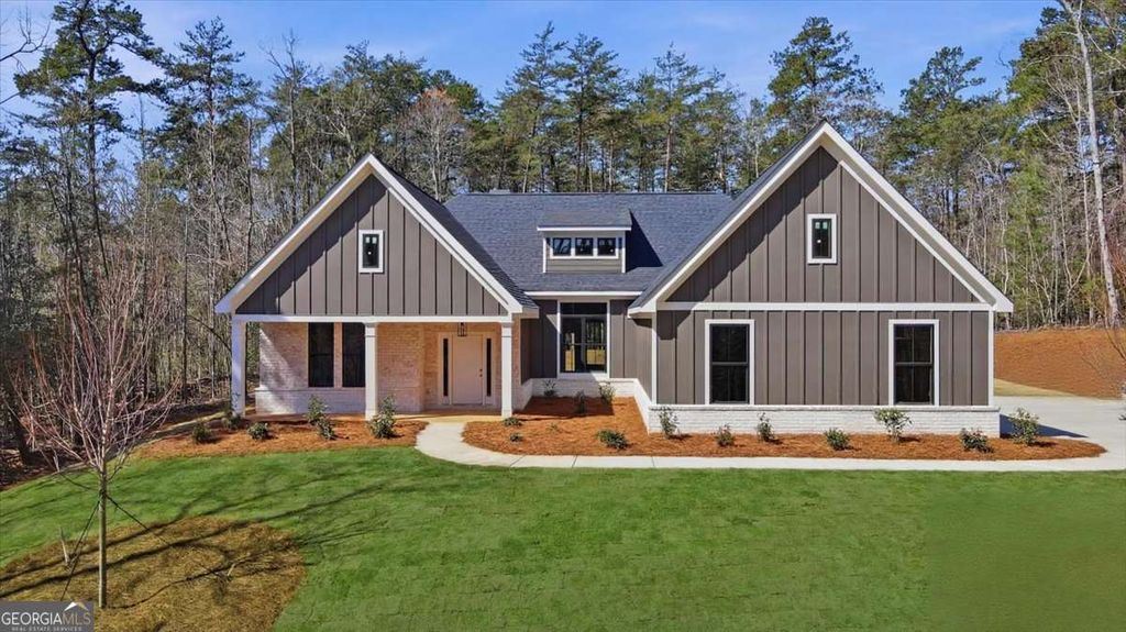 125 Scarlett Pippin Drive, Clarkesville, GA 30523