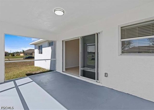 4303 26th ST SW, Lehigh Acres, FL 33976