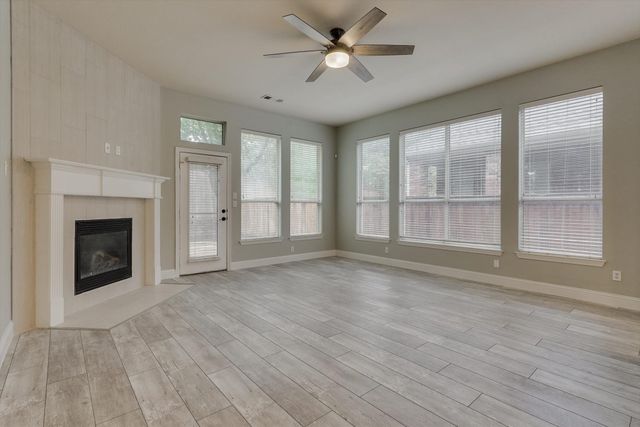 1500 Bonham Parkway, Lantana, TX 76226