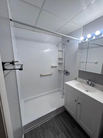 215 Chelmsford 8, Chelmsford, MA 01824