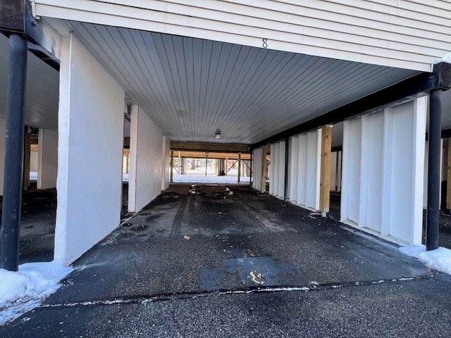 215 Chelmsford 8, Chelmsford, MA 01824