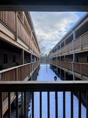 215 Chelmsford 8, Chelmsford, MA 01824