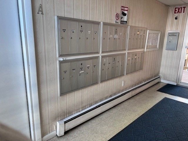 215 Chelmsford 8, Chelmsford, MA 01824