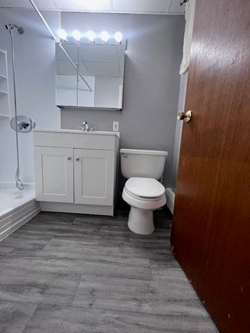 215 Chelmsford 8, Chelmsford, MA 01824