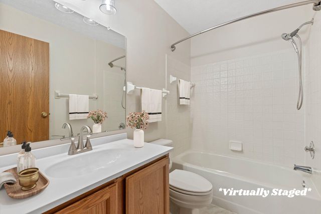 4476 Cliff Ridge Drive, Columbus, OH 43230