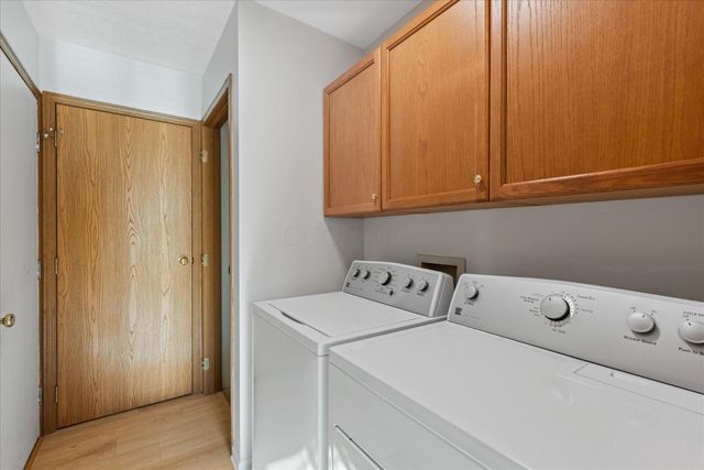 4476 Cliff Ridge Drive, Columbus, OH 43230