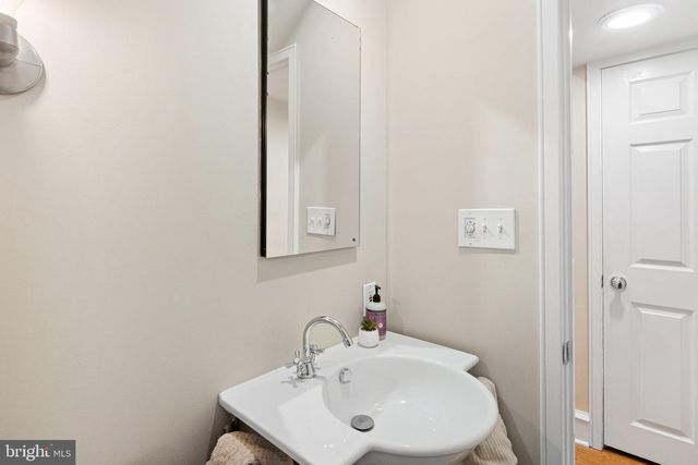 337 S HICKS ST, Philadelphia, PA 19102