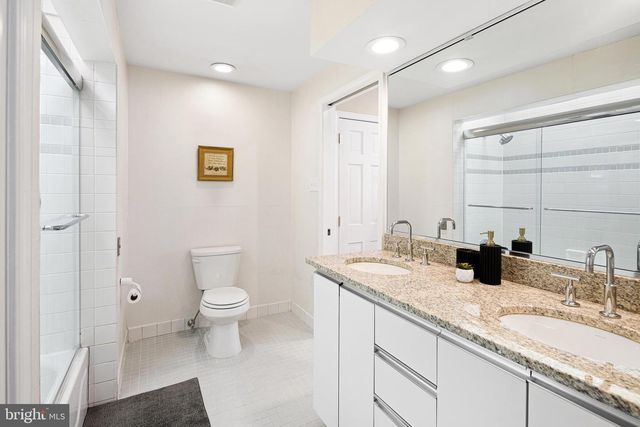 337 S HICKS ST, Philadelphia, PA 19102