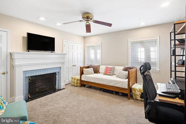 337 S HICKS ST, Philadelphia, PA 19102