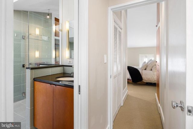 337 S HICKS ST, Philadelphia, PA 19102