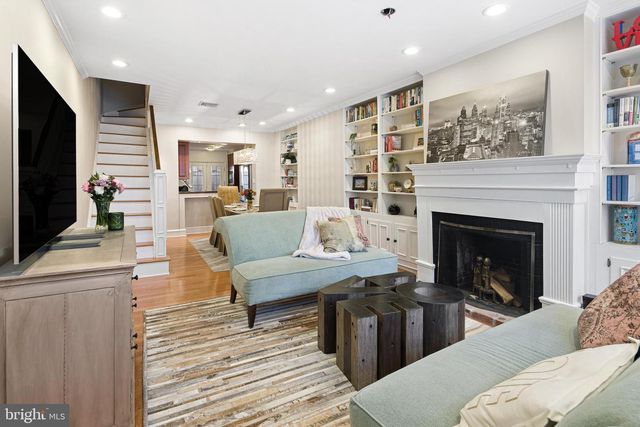 337 S HICKS ST, Philadelphia, PA 19102