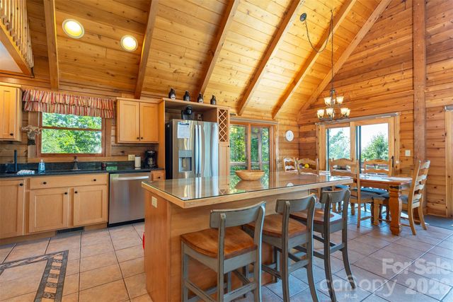 1242 Gateway Parkway, Old Fort, NC 28762