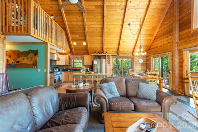1242 Gateway Parkway, Old Fort, NC 28762