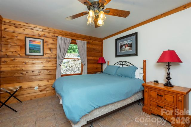 1242 Gateway Parkway, Old Fort, NC 28762