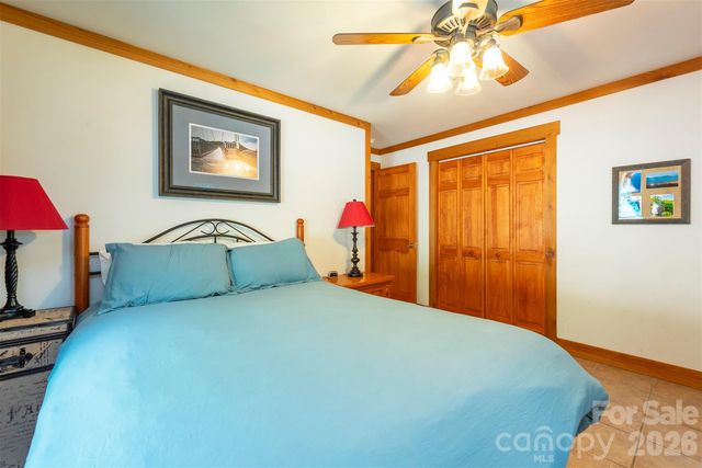 1242 Gateway Parkway, Old Fort, NC 28762