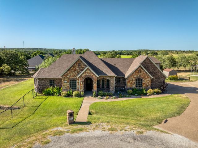 124 Carnes Court, Springtown, TX 76082
