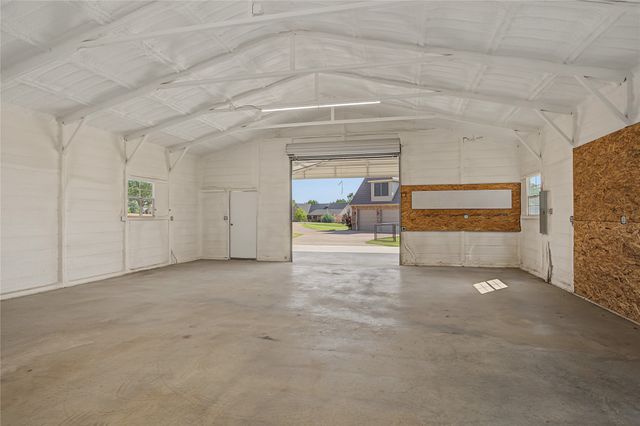 124 Carnes Court, Springtown, TX 76082