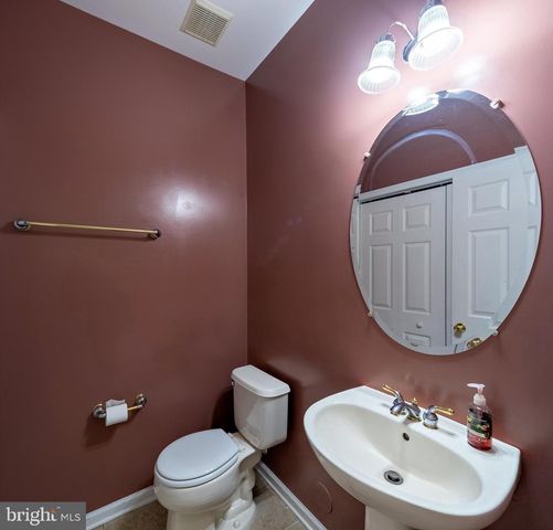 101 HADDON CT, Pennington, NJ 08534