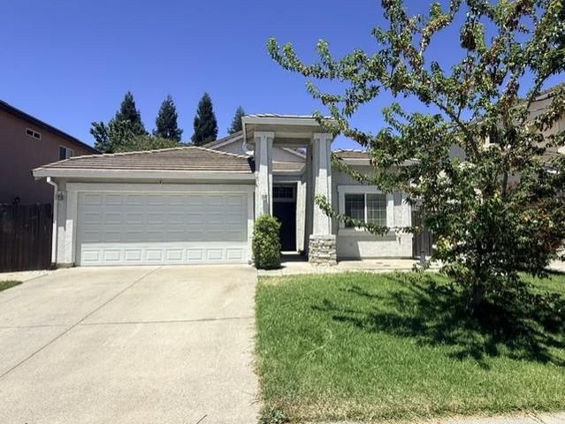 2330 Cashaw Way, Sacramento, CA 95834