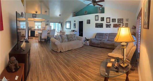 1209 NW 25th PL, Cape Coral, FL 33993