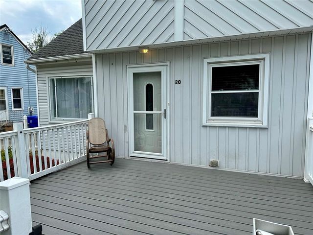 20 Warren Avenue, West Seneca, NY 14224