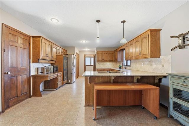 11006 W 120TH Street, Overland Park, KS 66213