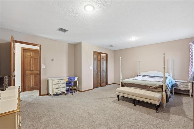 11006 W 120TH Street, Overland Park, KS 66213