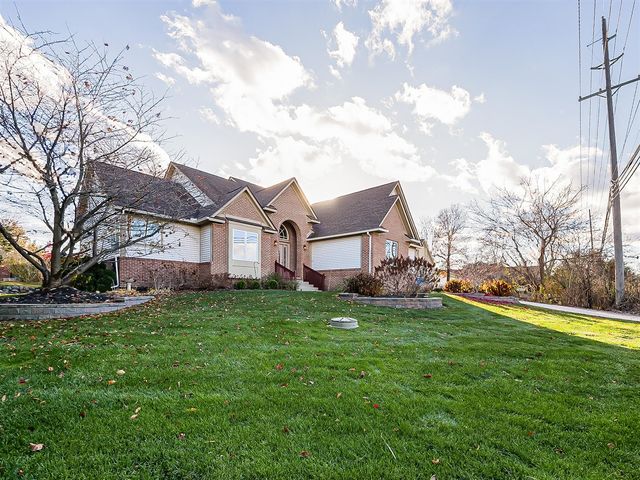 3345 E Commerce Road, Commerce Twp, MI 48382