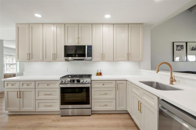 12210 Three Lakes Boulevard, Tomball, TX 77375