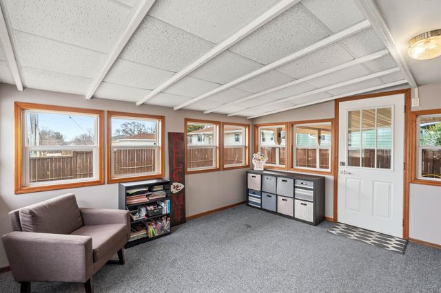 3007 E 26th Street, Des Moines, IA 50317