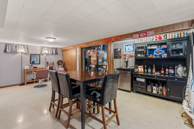 3007 E 26th Street, Des Moines, IA 50317