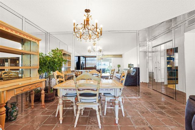 314 SE 10th St 103, Dania Beach, FL 33004