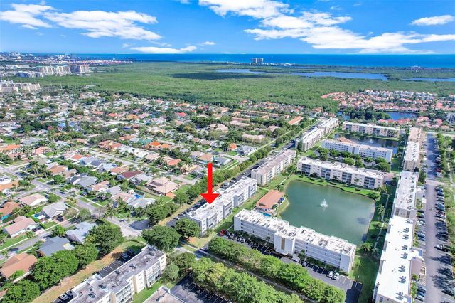 314 SE 10th St 103, Dania Beach, FL 33004