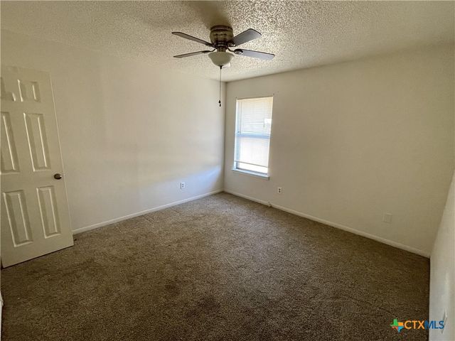 401 Highridge Cove, Killeen, TX 76543