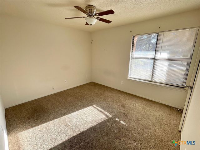 401 Highridge Cove, Killeen, TX 76543