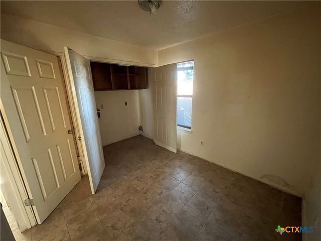 401 Highridge Cove, Killeen, TX 76543