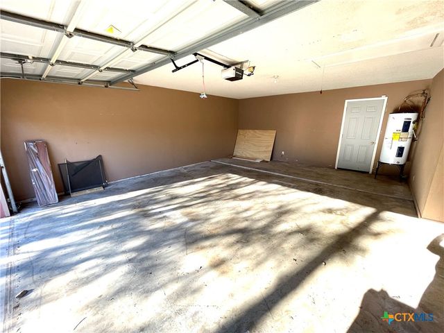 401 Highridge Cove, Killeen, TX 76543