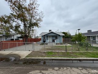 111 Moneta Avenue, Bakersfield, CA 93308