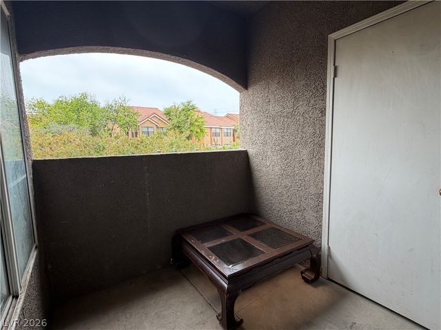 5525 West Flamingo Road 2016, Las Vegas, NV 89103