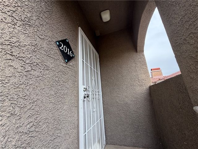 5525 West Flamingo Road 2016, Las Vegas, NV 89103