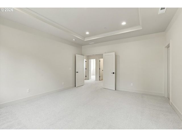 14181 Se Iseli, Clackamas, OR 97015