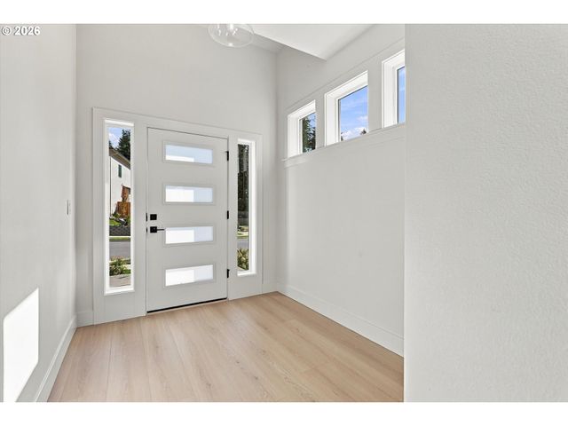 14181 Se Iseli, Clackamas, OR 97015