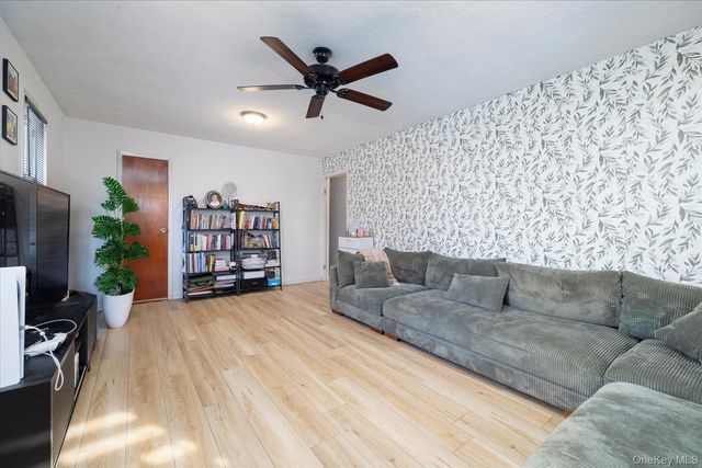 22731 111th Avenue, Queens Village, NY 11429