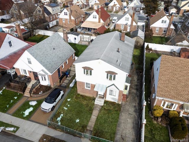 22731 111th Avenue, Queens Village, NY 11429