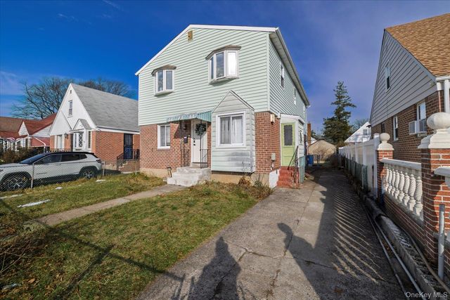 22731 111th Avenue, Queens Village, NY 11429