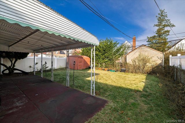 22731 111th Avenue, Queens Village, NY 11429