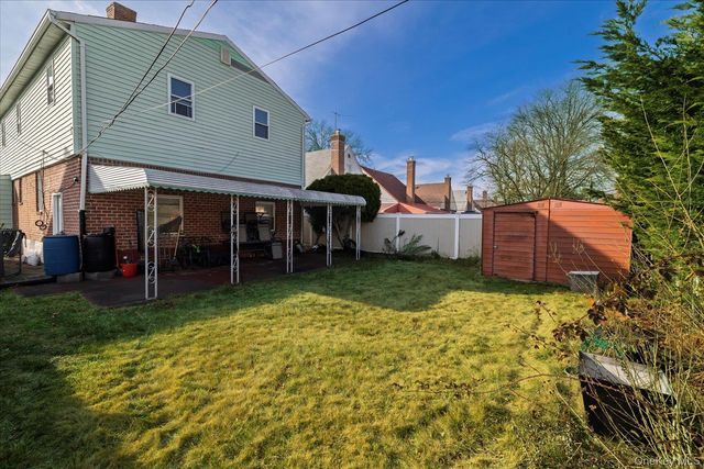 22731 111th Avenue, Queens Village, NY 11429