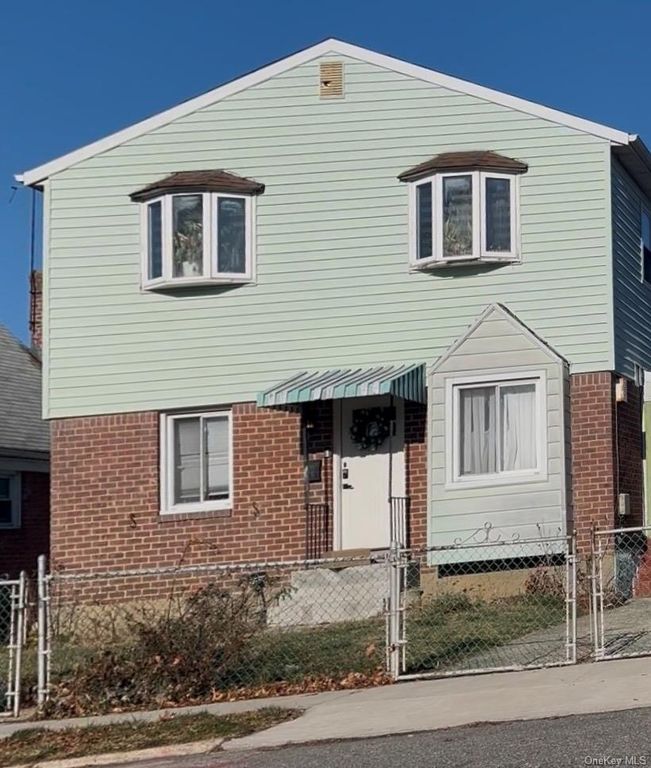 22731 111th Avenue, Queens Village, NY 11429