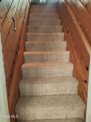 13 Detroit Avenue, Troy, NY 12180