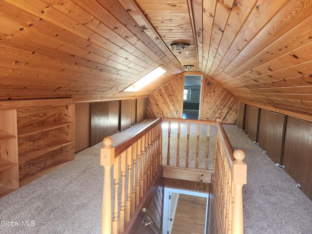 13 Detroit Avenue, Troy, NY 12180